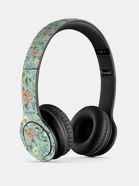 macmerise Black & Green Printed Payal Singhal Titli Aqua P47 Bluetooth Wireless On-Ear Headphones
macmerise Black & Green Printed Payal Singhal Titli Aqua P47 Bluetooth Wireless On-Ear Headphones