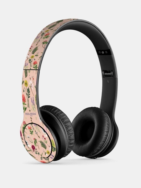 macmerise Peach-Coloured & Green Printed Payal Singhal Bageecha P47 Bluetooth Wireless On-Ear Headphones with Mic
macmerise Peach-Coloured & Green Printed Payal Singhal Bageecha P47 Bluetooth Wireless On-Ear Headphones with Mic
