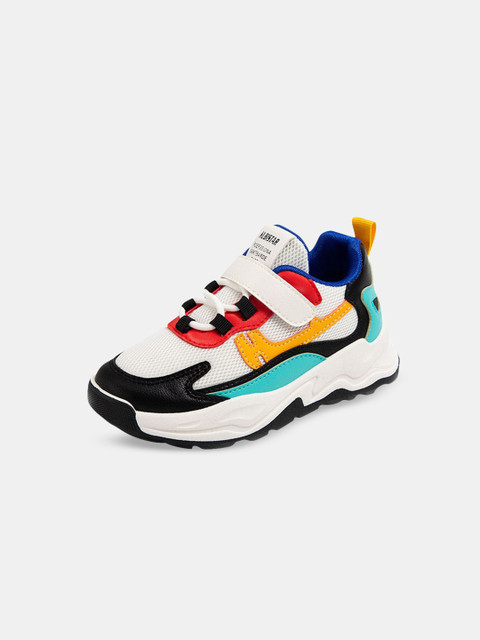 Hopscotch Boys Black & White Colourblocked Sneakers
Hopscotch Boys Black & White Colourblocked Sneakers