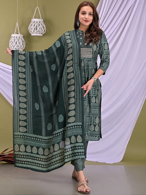 EtnicaWear Women Green Ethnic Motifs Printed Pure Cotton Kurta with Trousers & With Dupatta
EtnicaWear Women Green Ethnic Motifs Printed Pure Cotton Kurta with Trousers & With Dupatta