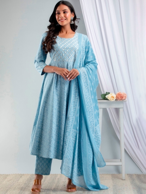 Fusion Threads Women Blue Floral Printed Gotta Patti Pure Cotton Kurta with Trousers & With Dupatta
Fusion Threads Women Blue Floral Printed Gotta Patti Pure Cotton Kurta with Trousers & With Dupatta