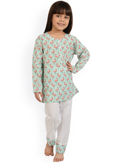 frangipani Girls Pack of 3 White & Blue Conversational Printed Pure Cotton Night suit
frangipani Girls Pack of 3 White & Blue Conversational Printed Pure Cotton Night suit
