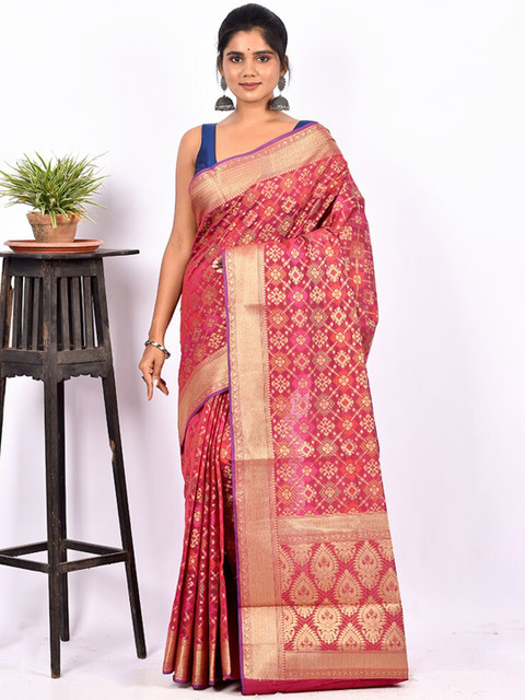 AllSilks Pink & Gold-Toned Ethnic Motifs Zari Silk Cotton Saree
AllSilks Pink & Gold-Toned Ethnic Motifs Zari Silk Cotton Saree