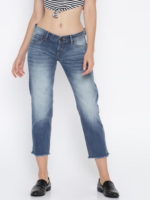 Moda Rapido Women Blue Boyfriend Fit Mid-Rise Cropped Clean Look Jeans
Moda Rapido Women Blue Boyfriend Fit Mid-Rise Cropped Clean Look Jeans