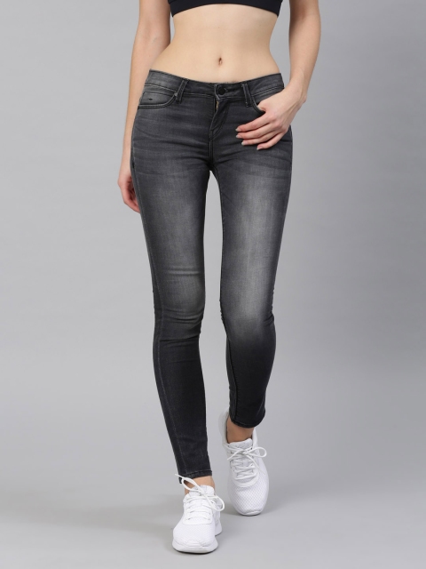 HRX by Hrithik Roshan Women Black Skinny Fit Mid-Rise Clean Look Stretchable Jeans
HRX by Hrithik Roshan Women Black Skinny Fit Mid-Rise Clean Look Stretchable Jeans