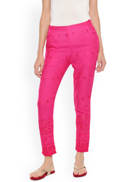 De Moza Women Pink Straight Fit Embroidered Regular Trousers
De Moza Women Pink Straight Fit Embroidered Regular Trousers