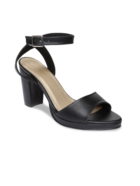 Monrow Women Black Solid Sandals