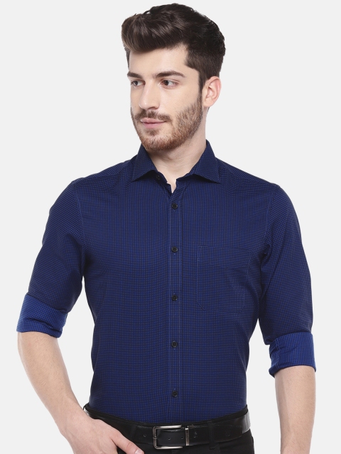 U.S. Polo Assn. Tailored Men Navy & Black Tailored Fit Checked Casual Shirt, Navy blue
U.S. Polo Assn. Tailored Men Navy & Black Tailored Fit Checked Casual Shirt, Navy blue