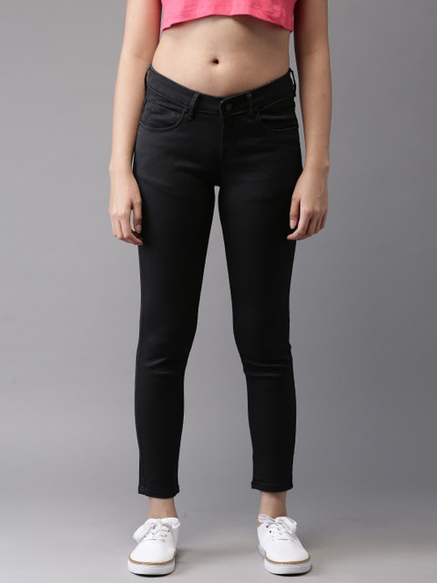 HERE&NOW Women Black Skinny Fit Mid-Rise Clean Look Stretchable Cropped Jeans
HERE&NOW Women Black Skinny Fit Mid-Rise Clean Look Stretchable Cropped Jeans