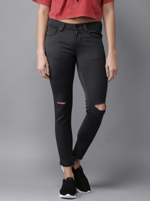 HERE&NOW Women Charcoal Grey Regular Fit Mid-Rise Cropped Clean Look Stretchable Jeans
HERE&NOW Women Charcoal Grey Regular Fit Mid-Rise Cropped Clean Look Stretchable Jeans