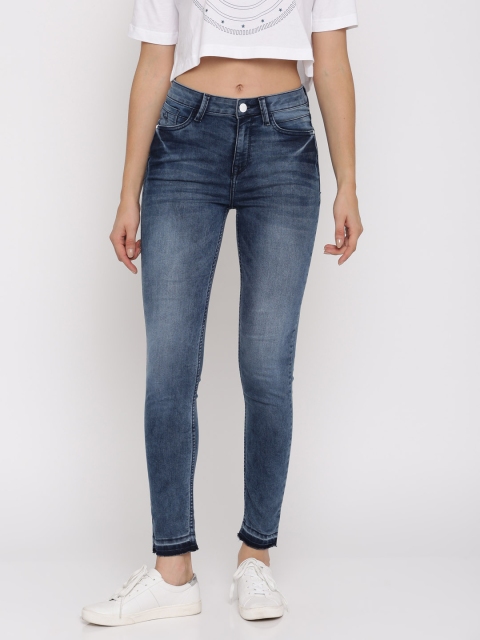 Flying Machine Women Blue Veronica Skinny Fit High-Rise Clean Look Stretchable Jeans
Flying Machine Women Blue Veronica Skinny Fit High-Rise Clean Look Stretchable Jeans