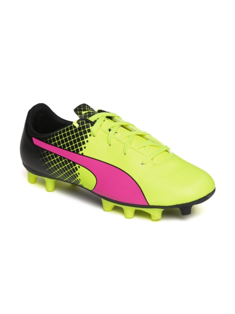 Puma Unisex Fluorescent Green Football Shoes