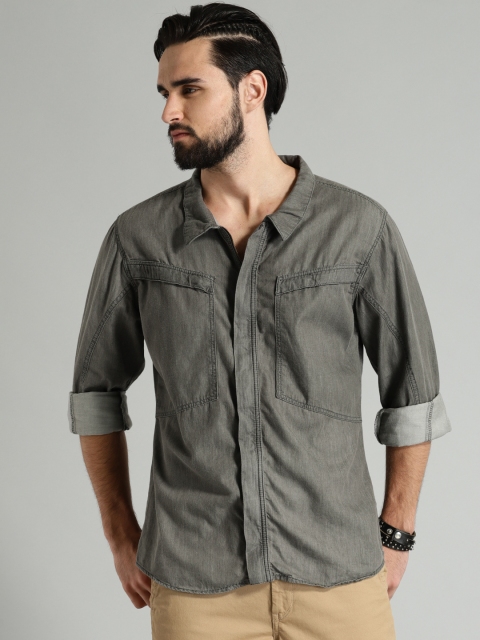 RDSTR Time Travlr Men Grey Regular Fit Solid Casual Shirt