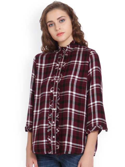 ONLY Women Purple & White Regular Fit Checked Casual Shirt 
ONLY Women Purple & White Regular Fit Checked Casual Shirt