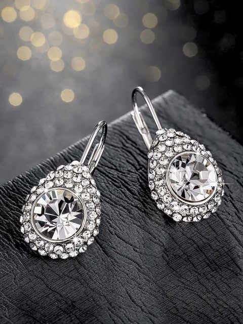 Yellow Chimes Crystals from Swarovski Collection Silver-Toned & White Teardrop Shaped Studs
Yellow Chimes Crystals from Swarovski Collection Silver-Toned & White Teardrop Shaped Studs
