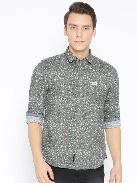 U.S. Polo Assn. Denim Co. Men Grey & Off-White Regular Fit Floral Print Casual Shirt
U.S. Polo Assn. Denim Co. Men Grey & Off-White Regular Fit Floral Print Casual Shirt