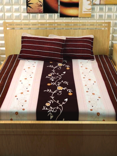 Story@home Brown & Off-White Floral Flat 300 TC Cotton 1 Extra Large Bedsheet with 2 Pillow Covers
Story@home Brown & Off-White Floral Flat 300 TC Cotton 1 Extra Large Bedsheet with 2 Pillow Covers