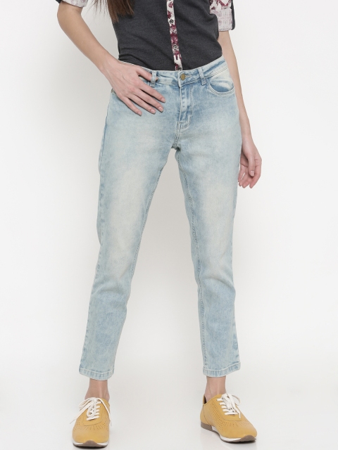 Fame Forever by Lifestyle Women Blue Straight Fit Mid-Rise Clean Look Stretchable Jeans
Fame Forever by Lifestyle Women Blue Straight Fit Mid-Rise Clean Look Stretchable Jeans