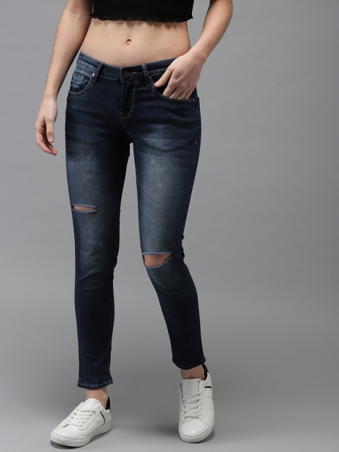 HERE&NOW Women Blue Cropped Skinny Fit Mid-Rise Slash Knee Stretchable Jeans
HERE&NOW Women Blue Cropped Skinny Fit Mid-Rise Slash Knee Stretchable Jeans