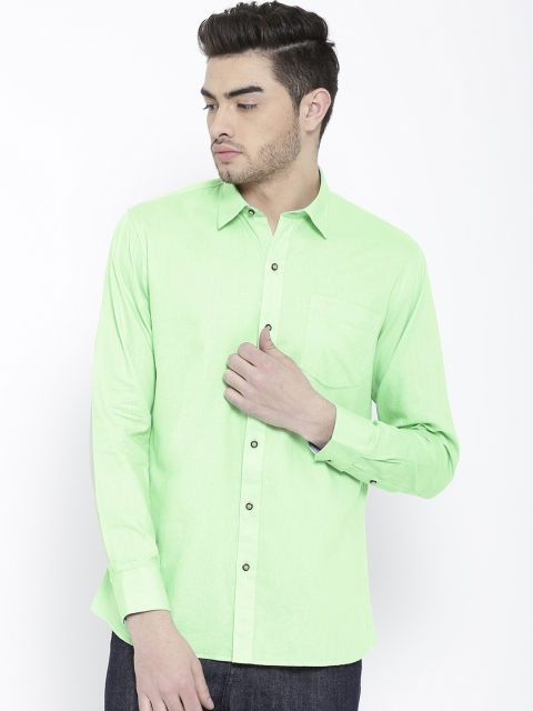 Duke Men Green Smart Regular Fit Solid Casual Shirt
