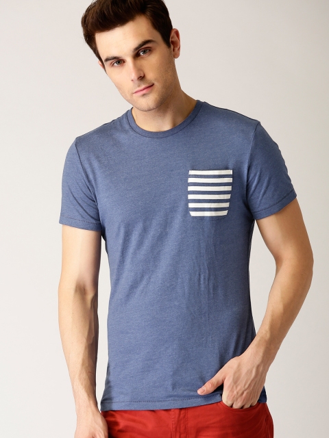 United Colors of Benetton Men Blue Solid Round Neck T-shirt