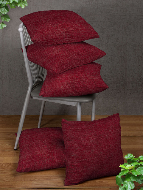 HOUZZCODE Set of 5 Maroon Solid Square Cushion Covers
HOUZZCODE Set of 5 Maroon Solid Square Cushion Covers