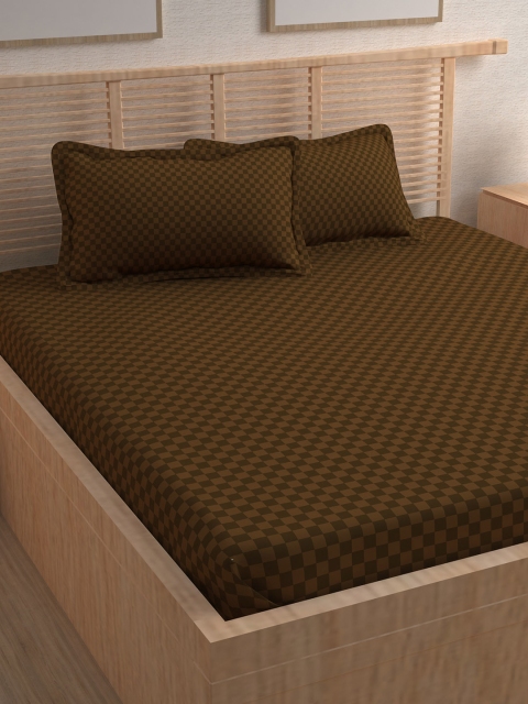 Story@home Brown Floral Flat 400 TC Cotton 1 Extra Large Bed-sheet with 2 Pillow Covers
Story@home Brown Floral Flat 400 TC Cotton 1 Extra Large Bed-sheet with 2 Pillow Covers