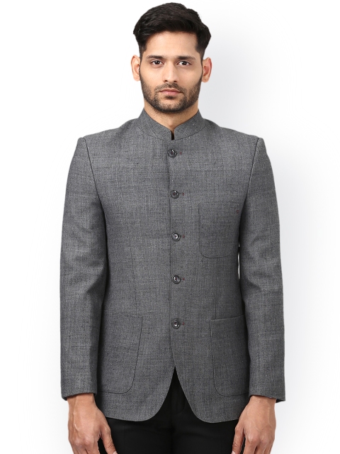 ethnix by Raymond Men Grey Khadi Cotton Self-Design Slim Fit Ethnic Bandhgala Blazer
ethnix by Raymond Men Grey Khadi Cotton Self-Design Slim Fit Ethnic Bandhgala Blazer