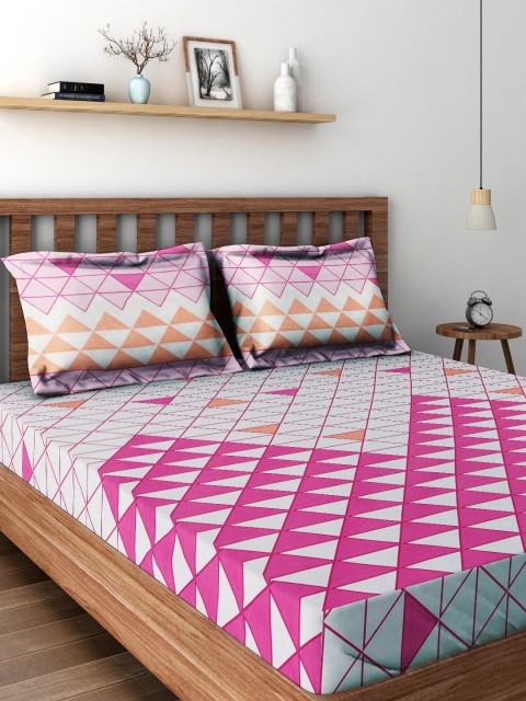 SPACES Pink & Off-White Geometric Flat 180 TC Cotton 1 Queen Bedsheet with 2 Pillow Covers
SPACES Pink & Off-White Geometric Flat 180 TC Cotton 1 Queen Bedsheet with 2 Pillow Covers
