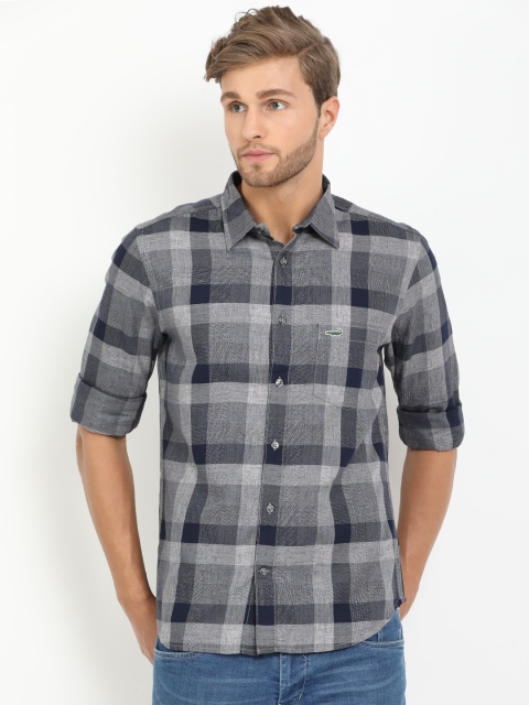 Crocodile Men Grey & Navy Blue Slim Fit Checked Casual Shirt