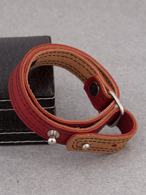 Dare by Voylla Men Red & Orange Leather Silver-Plated Handcrafted Wraparound Bracelet
Dare by Voylla Men Red & Orange Leather Silver-Plated Handcrafted Wraparound Bracelet