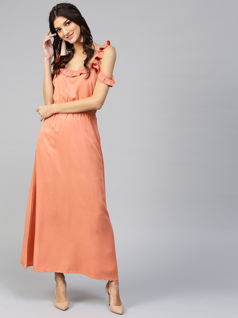 SASSAFRAS Women Peach-Coloured Solid Maxi Dress 
SASSAFRAS Women Peach-Coloured Solid Maxi Dress