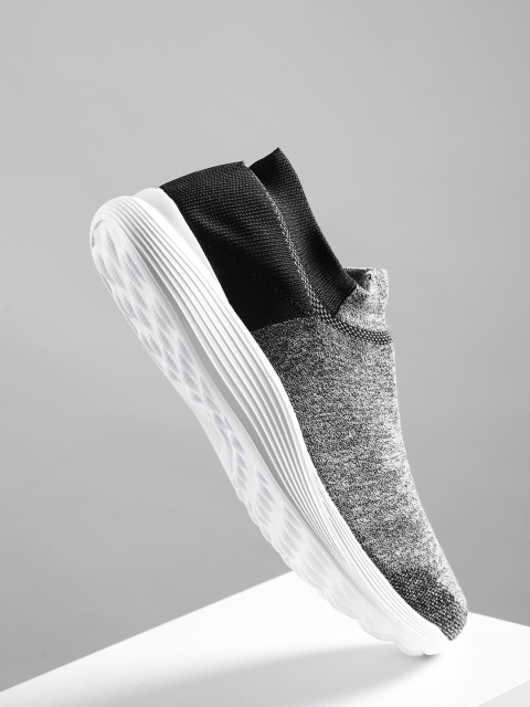 Crew STREET Men Grey & Black Slip-On Sneakers
