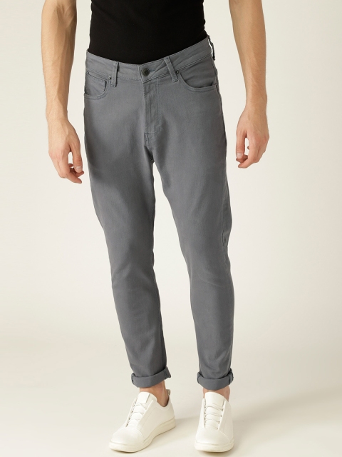 United Colors of Benetton Men Grey Regular Fit Mid-Rise Clean Look Stretchable Jeans
United Colors of Benetton Men Grey Regular Fit Mid-Rise Clean Look Stretchable Jeans