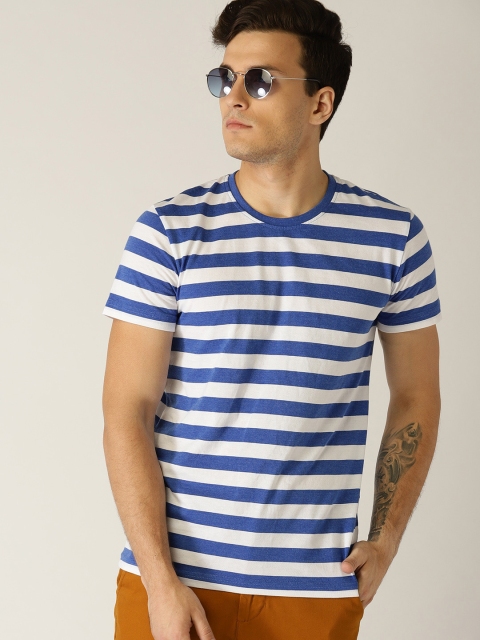 United Colors of Benetton Men Blue & White Striped Round Neck T-shirt