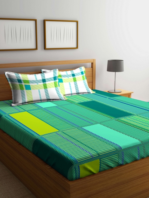 Portico New York Green & Sea Green Geometric Fitted 144 TC Cotton 1 Queen Bedsheet with 2 Pillow Covers
Portico New York Green & Sea Green Geometric Fitted 144 TC Cotton 1 Queen Bedsheet with 2 Pillow Covers