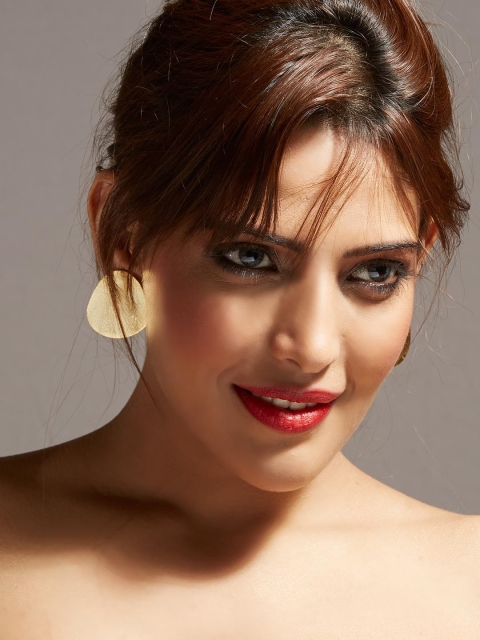 Foxy Sperks Gold-Plated Contemporary Studs