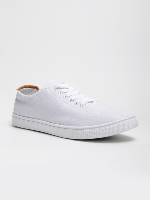 LOCOMOTIVE Men White Sneakers 
LOCOMOTIVE Men White Sneakers
