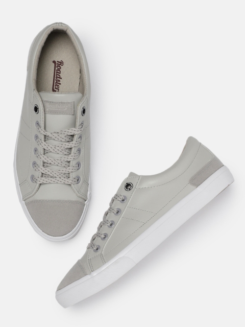 Roadster Men Grey Sneakers