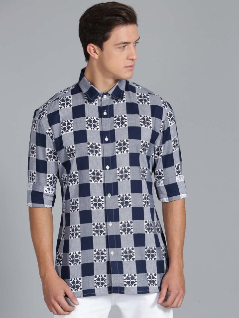 Rohit Bal Limited Men Navy Blue & White Regular Fit Checked Casual Shirt with Block Print
Rohit Bal Limited Men Navy Blue & White Regular Fit Checked Casual Shirt with Block Print