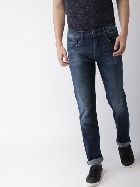 Tommy Hilfiger Men Blue Classic Straight Sutton Fit Mid-Rise Clean Look Stretchable Jeans
Tommy Hilfiger Men Blue Classic Straight Sutton Fit Mid-Rise Clean Look Stretchable Jeans