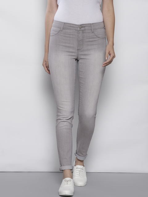 DOROTHY PERKINS Women Grey Super Skinny Fit Mid-Rise Clean Look Stretchable Jeans
DOROTHY PERKINS Women Grey Super Skinny Fit Mid-Rise Clean Look Stretchable Jeans