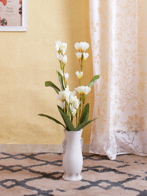 Fourwalls Set of 3 White & Green Artificial Frangipani Flower Stick without vase
Fourwalls Set of 3 White & Green Artificial Frangipani Flower Stick without vase
