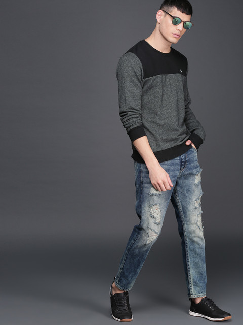 WROGN Men Black & Grey Colourblocked Sweatshirt
WROGN Men Black & Grey Colourblocked Sweatshirt