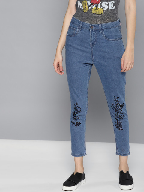 Kook N Keech Women Blue Skinny Fit Mid-Rise Clean Look Stretchable Cropped Jeans
Kook N Keech Women Blue Skinny Fit Mid-Rise Clean Look Stretchable Cropped Jeans