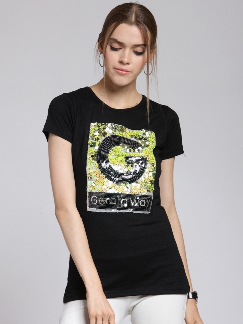 plusS Women Black Printed Round Neck T-shirt