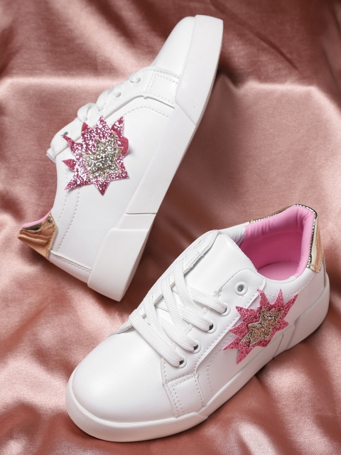 YK Girls White Sneakers with Applique Detail