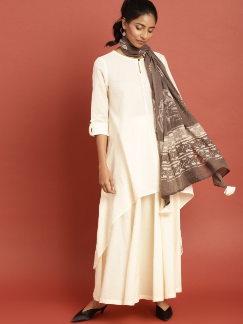 Taavi Women Beige & Brown Solid Bagaru Hand Block Print Sustainable Kurta Set