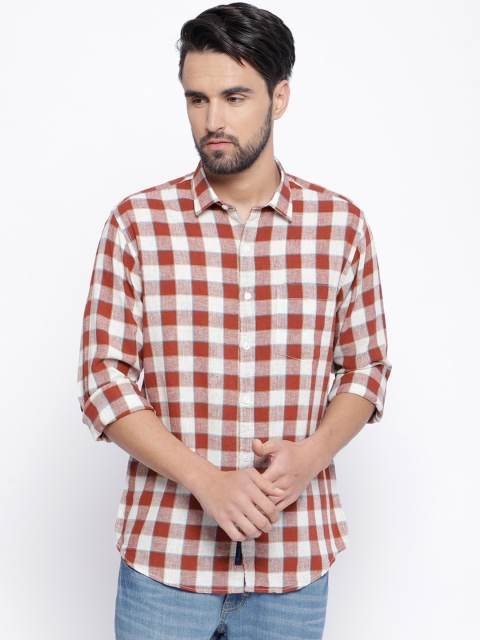 Linen Club CAVALLO Men Brown & White Regular Fit Checked Casual Shirt