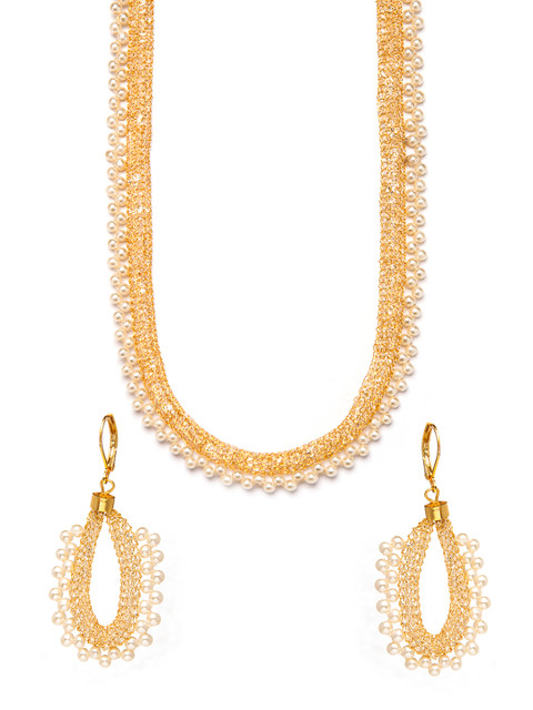 Rubans Women Gold-Plated & Handcrafted Pearl Jewellery Set 
Rubans Women Gold-Plated & Handcrafted Pearl Jewellery Set